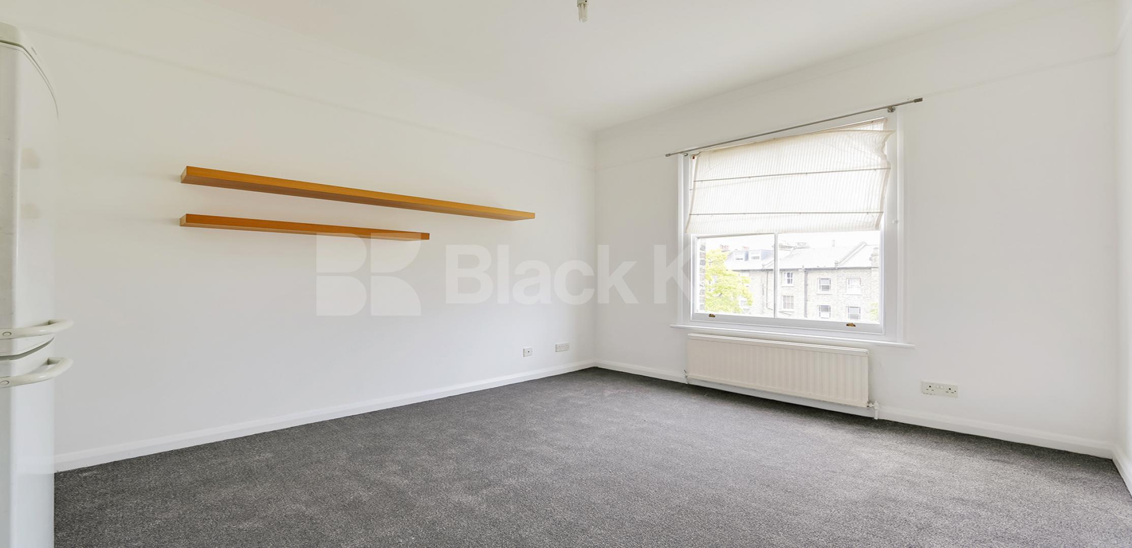 			LET, 1 Bedroom, 1 bath, 1 reception Apartment			 Offerton Road, Clapham Old Town